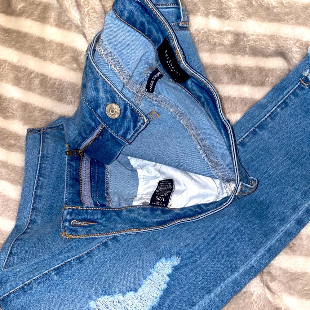 Celebrity pink skinny jeans never worn